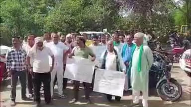 मुलताई: कार्तिक मेले में दुकानों के आवंटन और किराए में बढ़ोतरी पर पूर्व विधायक सुनीलम ने जताई आपत्ति, किया विरोध