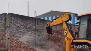 बरेली: बरेली में बीडीए की बड़ी कार्रवाई, 18 बीघा की अवैध कॉलोनी पर चला बुलडोजर, कॉलोनाइज़र फरार