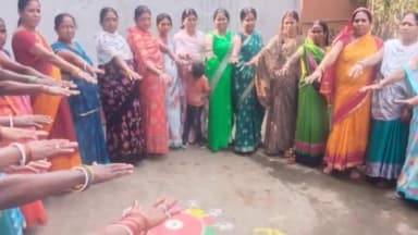 नगर नौसा: एकता जीविका महिला संकुल संघ भोभी द्वारा मतदाता जागरूकता अभियान निकाला गया