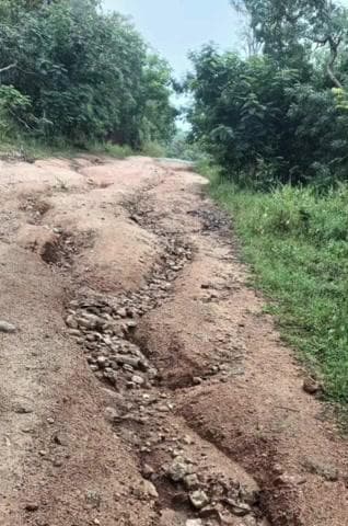 కోనారావుపేట: అధ్వానంగా రోడ్డు..ఇబ్బందులు ఎదుర్కొంటున్న వాహనదారులు