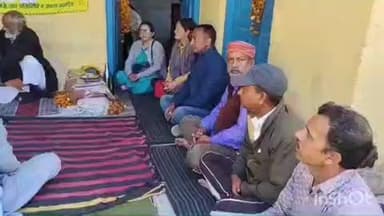 स्याल्दे: बयेड़ी पेयजल पंपिंग योजना में अनियमितता को लेकर धूराफाट में क्रमिक अनशन जारी, रानीखेत कांग्रेस ने दिया समर्थन