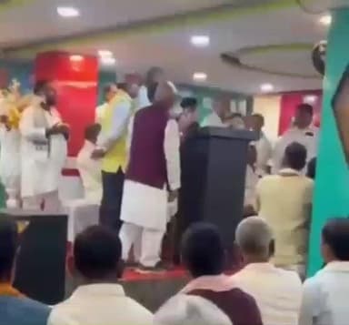 बरबीघा: बरबीघा में सांसद ललन सिंह का शक्ति प्रदर्शन, एनडीए प्रत्याशी के लिए मांगा वोट