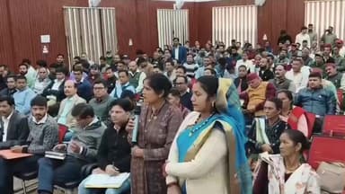 देवाल: मंगलवार को तहसील देवाल के ब्लॉक सभागार में जिलाधिकारी गौरव कुमार की अध्यक्षता में तहसील दिवस का आयोजन किया गया