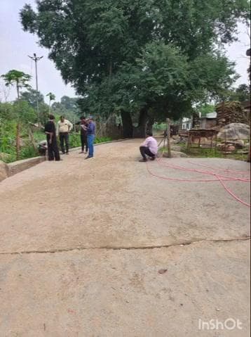 ମୋହନା: ମୋହନା ପଂଚାୟତ ର ବଡେଗୁଡା ଠାରେ ହୋଇଥିବା ବିଭିନ୍ନ ଉନ୍ନୟନ ମୂଳକ କାର୍ଯ୍ୟର ସମୀକ୍ଷା କଲେ ପଂଚାୟତ ସମିତିର ଅଧିକାରୀ