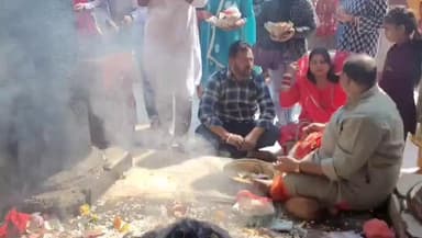 स्वारघाट: माता श्री नैना देवी के दरबार में मंगलवार को भारी संख्या में श्रद्धालु पहुंचे, माता का लिया आशीर्वाद