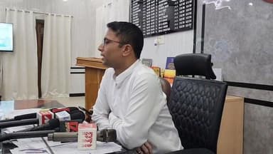 जिलाधिकारी एवं वरीय पुलिस अधीक्षक द्वारा मीडिया ब्रिंफिंग
#biharvidhansabhaelection2025
#MediaBriefing
#DM #SSP
#sara...