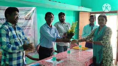 রঘুনাথপুর ২: রঘুনাথপুর ২ব্লকের কৃষি দফতরের ADO মুক্তেশ্বর সর্দার বদলি হলেন,বাবা তিলকামুর্মু ল্যম্পসে বিদায় সম্বর্ধনা জানান হল