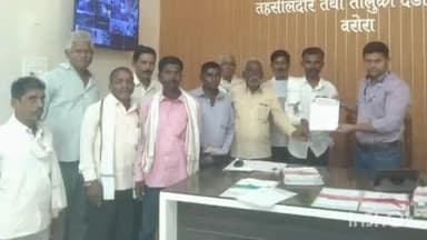 वरोरा: शेतकऱ्यांना योग्य न्याय मिळण्याबाबत शेतकरी नेते किशोर डुकरे यांचे वरोरा तहसीलदारांना निवेदन