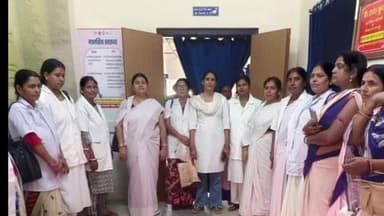 चेहराकलां: बिहार विधानसभा चुनाव को लेकर आशा कार्यकर्ताओं ने रंगोली बनाकर मतदाताओं को किया जागरूक