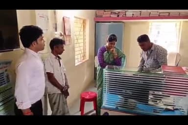 मेघनगर: झाबुआ: कलेक्टर ने खाद एवं राशन वितरण में अनियमितता मिलने पर नोटिस देने के निर्देश दिए