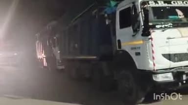 फलौदी: फलोदी पुलिस की कार्रवाई में बजरी से भरे पांच डंपर किए गए जब्त