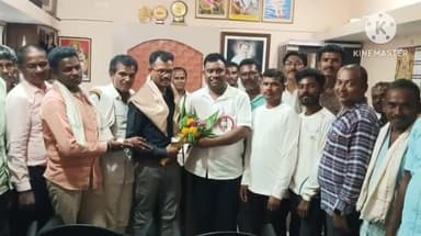 अहेरी: स्था.स्वराज्य संस्थेच्या निवडणुकीत भाजपाला मोठा झटका.सिंद्धा टोला येथील अनेक भाजपा कार्यकर्त्यांचा काँग्रेसमध्ये प्रवेश.