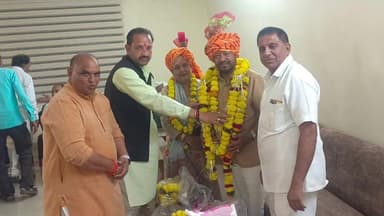 जीरापुर: जीरापुर प्रवास पर होटल नक्षत्र में श्री अमरनाथ सेवा मंडल करनाल के राष्ट्रीय अध्यक्ष का स्वागत