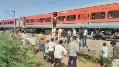 मारवाड़ जंक्शन: मारवाड़जंक्शन के अखावास रोड अंडर ब्रिज के पास जोधपुर-इंदौर ट्रेन की चपेट में आने से युवक की मौत, पुलिस मौके पर पहुंची