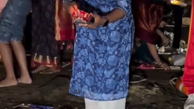 ବାଲିିଅନ୍ତା: କୁଆଖାଇ ନଦୀରେ ପବିତ୍ର କାର୍ତ୍ତିକ ପୂର୍ଣ୍ଣିମା ଅବସରରେ ଡ଼ଙ୍ଗା ଭସାଇଲେ ଅସଂଖ୍ୟ ଭକ୍ତ ଶ୍ରଦ୍ଧାଳୁ