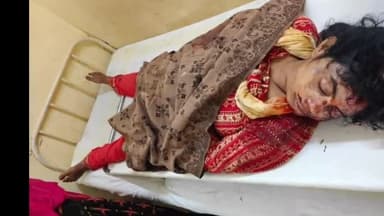 करायपरसुराय: चन्दकुरा गांव के पास ट्रक और टोटो की टक्कर में गंगा स्नान कर लौट रही महिला की मौत