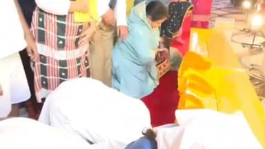 कांके: पीपी कंपाउंड स्थित गुरुनानक स्कूल में गुरुनानक जयंती पर आयोजित प्रकाश उत्सव में शामिल हुए सीएम