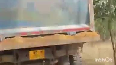 मितौली: थाना मैगलगंज के पिपरिया भट्टे के पास डंपर से अवैध खनन किया जा रहा, राहगीरों को हो रही परेशानी, वीडियो बनाकर किया वायरल