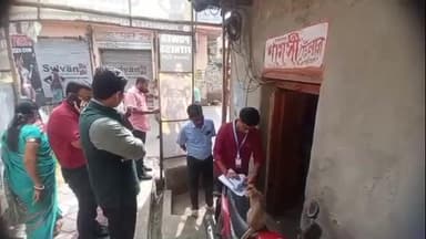 রামপুরহাট ১: SIR নিয়ে ভোটারদের অহেতুক ভয় ভীতি দূর করতে, রামপুরহাটে বিএলওদের সঙ্গে এলাকা পরিদর্শন করলেন মহকুমা শাসক