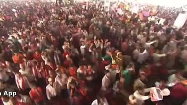 कटिहार से LIVE... 'विकसित बिहार' के लिए डबल इंजन सरकार जरूरी है। | Narendra Modi Download the app → goliveindi...