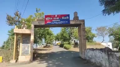 गलियाकोट: उपैया में नंगी तलवार हाथ में लेकर लोगों को डराने के आरोप में पुलिस ने दर्ज किया मामला