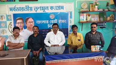 বর্ধমান ২: এস আই আর নিয়ে সাধারণ মানুষকে সহায়তা প্রদান করতে বিভিন্ন ক্যাম্পে পরিদর্শন করছেন বিধায়ক বর্ধমান দুই ব্লক এ