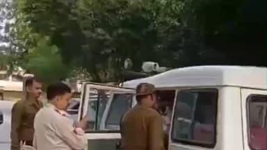 सेमरिया: नौबस्ता चुकी में ‘ऑपरेशन प्रहार 2.0’ में बड़ी सफलता, 13 मामलों में वांछित कफ सिरप तस्कर गिरफ्तार