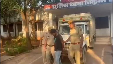 डूंगला: निकुंभ में 9 क्विंटल से अधिक अवैध खैर की लकड़ी बरामद, एक आरोपी गिरफ्तार, पिकअप किया गया ज़ब्त