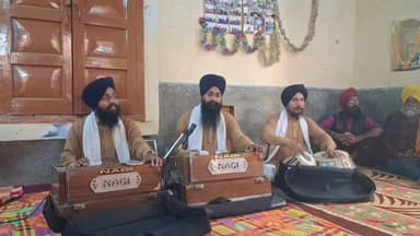 बिलारी: गुरुद्वारा श्री गुरु सिंह सभा में श्री गुरु नानक देव जी का प्रकाश उत्सव धूमधाम से मनाया गया