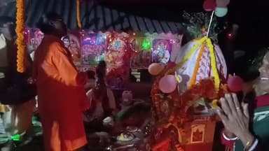 ভাতার: ভাতারের পালার গ্রামে রাস পূর্ণিমা উপলক্ষে আয়োজন করা হলো হরিনাম সংকীর্তন