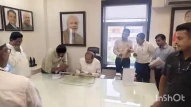 आटपाडी: आमदार सुहास बाबर यांची राजेवाडी तलाव सांगली जिल्ह्याकडे वर्ग करण्यासाठी जलसंपदा मंत्री ना.राधाकृष्ण विखे पाटील यांची भेट