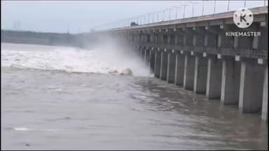 మంచిర్యాల: ఎల్లంపల్లి ప్రాజెక్టులోకి కొనసాగుతున్న వరద నీటి ప్రవాహం