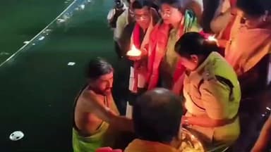 ముధోల్: కార్తీక పౌర్ణమి సందర్భంగా బాసరలో నిర్వహించిన గంగా హారతి, జ్వాలా తోరణం కార్యక్రమంలో పాల్గొన్న కలెక్టర్ దంపతులు, ఎస్పీ