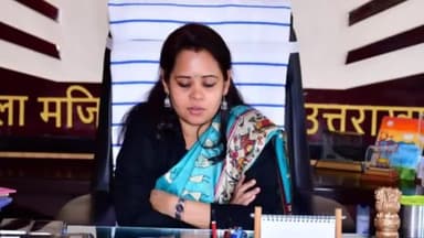 कपकोट: पिंडर नदी पर वाप्कोस द्वारा बनाए जा रहे पुल के निर्माण में देरी पर जिलाधिकारी ने कारण बताओ नोटिस जारी किया