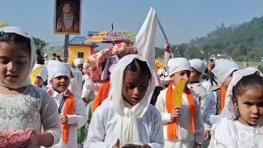 रिवालसर: कैंब्रिज इंटरनेशनल स्कूल नेरचौक में गुरु पर्व का भव्य आयोजन, श्रद्धा, भक्ति और उत्साह के साथ मनाया गया गुरु नानक देव जी