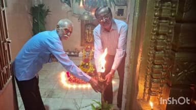 માલપુર: માલપુર ખાતે નવા રક્ષેશ્વર મહાદેવ મંદિર ખાતે દેવ દિવાળીના રોજ ભગવાન નું મેરાયું પ્રગટાવી ઉજવણી કરાઈ