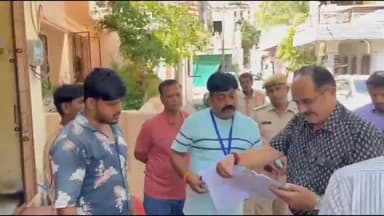 अकलेरा: जिला निर्वाचन अधिकारी ने चारों विधानसभा क्षेत्रों का दौरा कर गणना प्रपत्रों के वितरण एवं संग्रहण का निरीक्षण किया