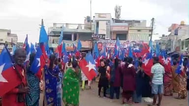 தேன்கனிகோட்டை: பேருந்துநிலையம் அருகே விசிக தலைவர் திருமா அவர்களுக்கு Z+ பாதுகாப்பு அளிக்க வலியுறுத்தி விசிகவினர் கண்டன ஆர்ப்பாட்டம்