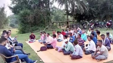 বিনপুর ১: SIR সংক্রান্ত বিষয়ে আন্ধারিয়াতে আয়োজিত হল বিজেপির বিশেষ বৈঠক, উপস্থিত BJP-র জেলা সভাপতি