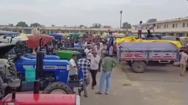 તારાપુર: માર્કેટયાર્ડમાં શ્રીરામ ડાંગરની સૌથી ઊંચી બોલી બોલાઈ.