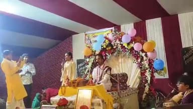 हरलाखी: गम्हरिया गांव के ब्रहस्थान परिसर में सात दिवसीय श्रीमद् भागवत कथा में प्रवचन और भजनों पर झूमे श्रोता