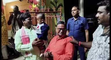 बाघमारा/कतरास: धनबाद सांसद ढुल्लू महतो कार्तिक पूर्णिमा पर तेलमच्चो में आयोजित अखंड हरी कीर्तन में शामिल हुए