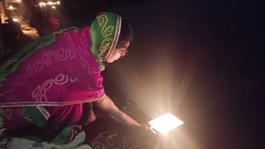 भिनाय: भिनाय में कार्तिक पूर्णिमा पर दीपों से जगमगाया नगर, शिव सागर तालाब पर हुआ दीपदान