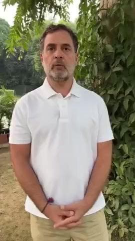 कल का दिन बिहार का #भविष्य तय करने का दिन है।
बड़ी संख्या में अपने मतदान केंद्र पहुंचिए, बिहार से पलायन रोकने, अपने #बच्च