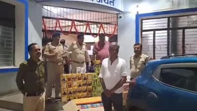 गढ़ाकोटा: दमोह-गढ़ाकोटा रोड पर कार से निकली लाखों की आतिशबाजी, गढ़ाकोटा पुलिस ने की कार्रवाई