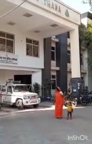 तानसेन: ग्वालियर में नाबालिग छात्रा के अपहरण की कोशिश, भीड़ ने बदमाशों को भागने पर किया मजबूर