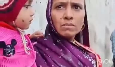 राघोगढ़: रूठियाई-मक्सी रेल लाइन पर साढ़ा कॉलोनी और गेल विजयपुर के रेलवे अंडर ब्रिज में गड्ढे, बाइक से गिरी महिला और बच्ची