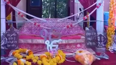 खिरकिया: खिरकिया में गुरुनानक जयंती पर उत्साह, गतका दल ने दिखाए करतब, लंगर में हजारों ने लिया प्रसाद