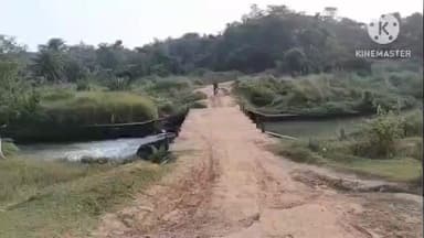 সাঁকরাইল: সংস্কারের অভাবে কলাবনীতে থাকা কজওয়ে আজও জরাজীর্ণ অবস্থায় দাঁড়িয়ে, চরম সমস্যায় পড়তে হয় সাঁকরাইলের মানুষজনকে