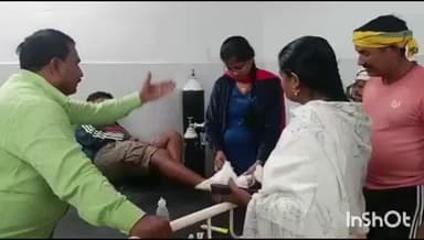 परैया: परैयाखुर्द में होटल संचालक ने मामूली बात पर 3 लोगों पर फेंका खोलता तेल